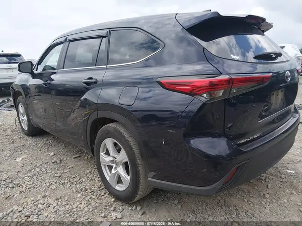 2023 TOYOTA HIGHLANDER IAAI lot 45650688 auction photo 3