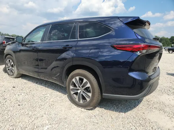 5TDKDRAH2PS046894 2023 TOYOTA HIGHLANDER - Image 2