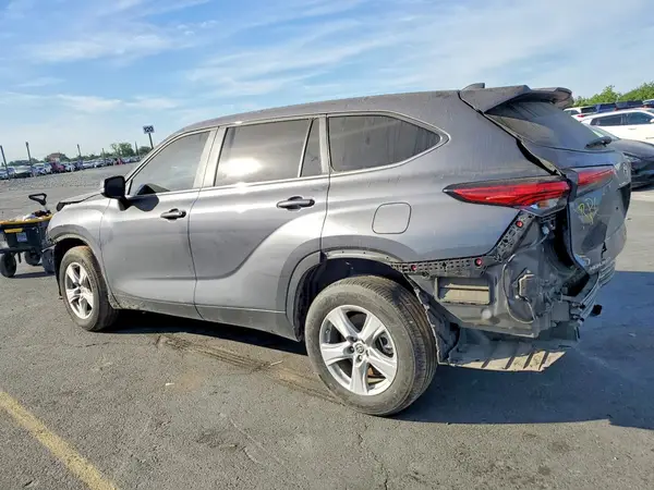 5TDKDRAH2PS510928 2023 TOYOTA HIGHLANDER - Image 2
