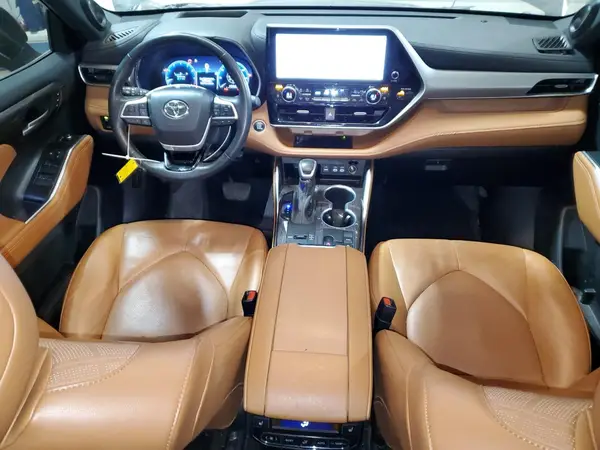 5TDKDRAH2RS529157 2024 TOYOTA HIGHLANDER - Image 8
