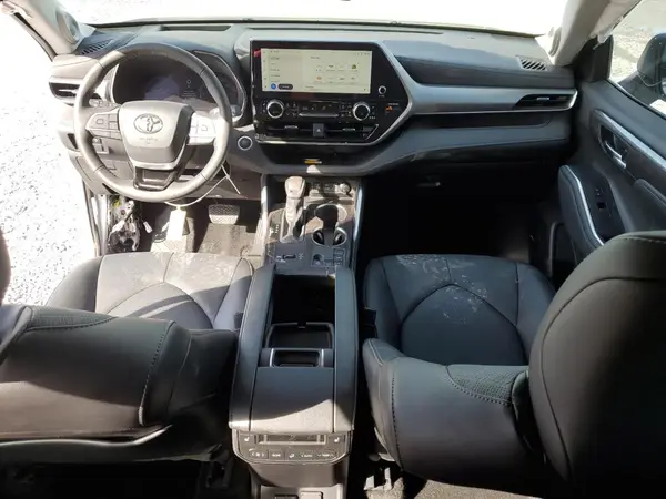 5TDKDRAH2RS540711 2024 TOYOTA HIGHLANDER - Image 8