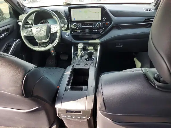 5TDKDRAH2RS543611 2024 TOYOTA HIGHLANDER - Image 8