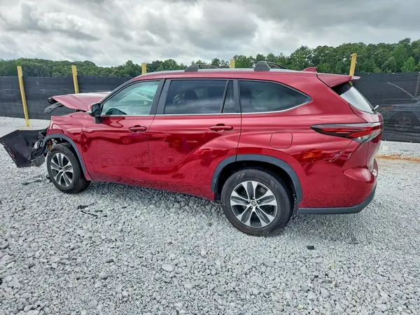 5TDKDRAH2RS548713 2024 TOYOTA HIGHLANDER - Image 2