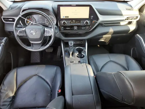 5TDKDRAH3PS000684 2023 TOYOTA HIGHLANDER - Image 8