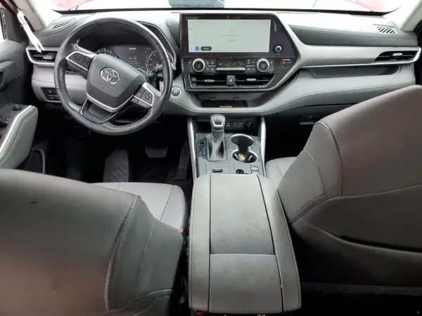 5TDKDRAH3PS001429 2023 TOYOTA HIGHLANDER - Image 8