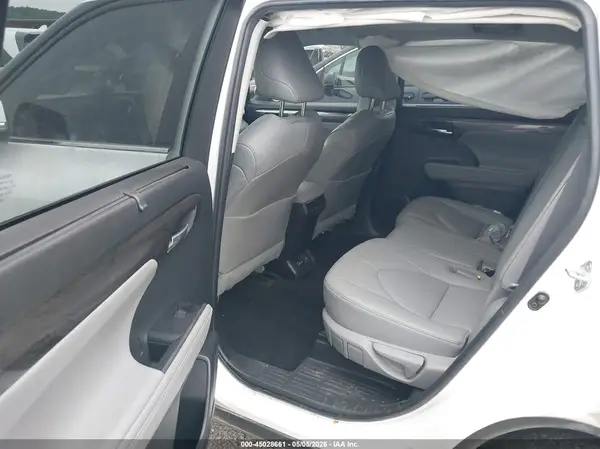 5TDKDRAH3PS008512 2023 TOYOTA HIGHLANDER - Image 8