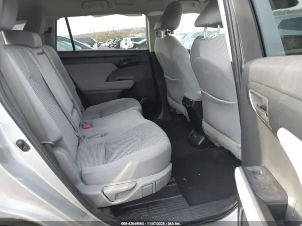 5TDKDRAH3PS019476 2023 TOYOTA HIGHLANDER - Image 8