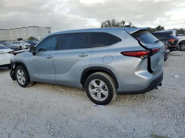 5TDKDRAH3PS039131 2023 TOYOTA HIGHLANDER - Image 2