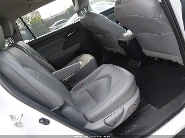 5TDKDRAH3PS047696 2023 TOYOTA HIGHLANDER - Image 8