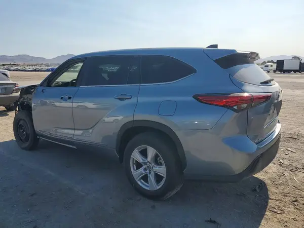 5TDKDRAH3PS508976 2023 TOYOTA HIGHLANDER - Image 2