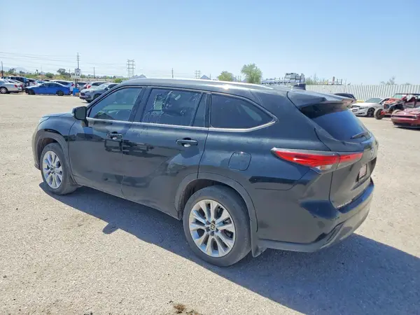 5TDKDRAH3PS515314 2023 TOYOTA HIGHLANDER - Image 2