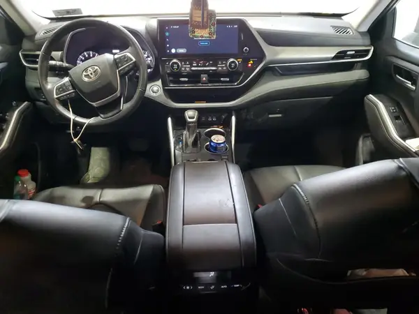 5TDKDRAH3PS515569 2023 TOYOTA HIGHLANDER - Image 8