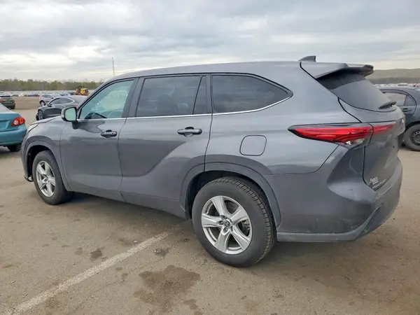 5TDKDRAH3RS050293 2024 TOYOTA HIGHLANDER - Image 2