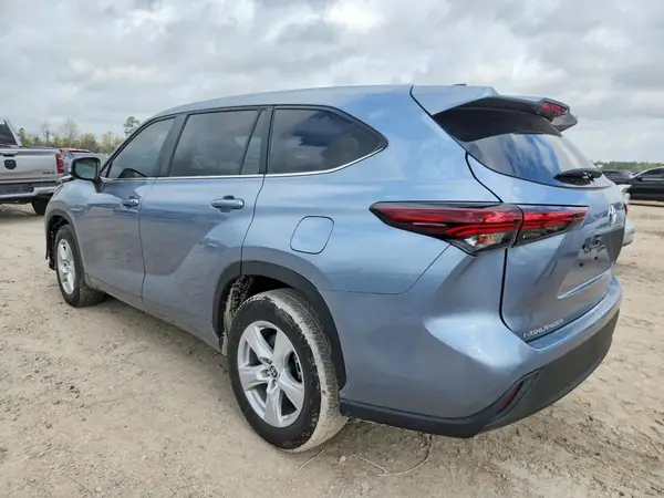 5TDKDRAH3RS051380 2024 TOYOTA HIGHLANDER - Image 2