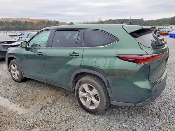 5TDKDRAH3RS530303 2024 TOYOTA HIGHLANDER - Image 2