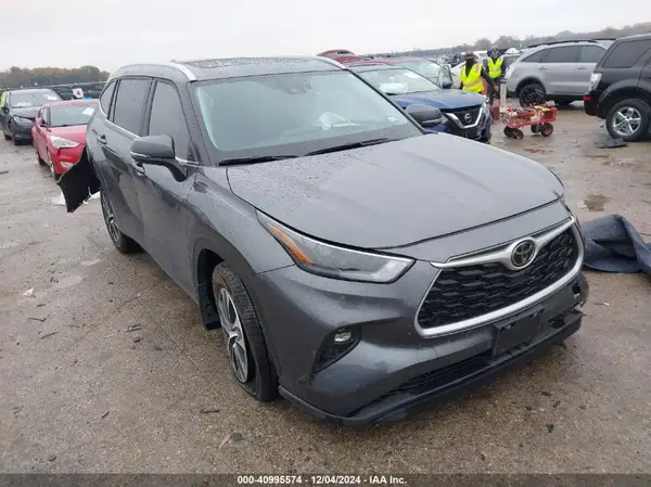 5TDKDRAH3RS542077 2024 TOYOTA HIGHLANDER - Image 1