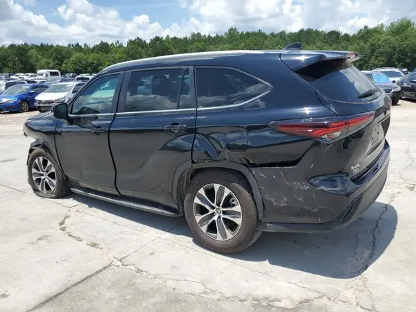 5TDKDRAH3RS546937 2024 TOYOTA HIGHLANDER - Image 2