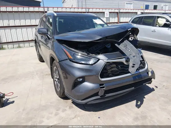 5TDKDRAH3RS548039 2024 TOYOTA HIGHLANDER - Image 1
