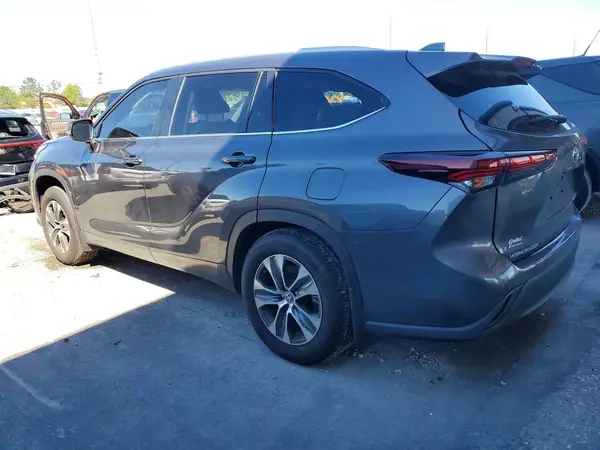 5TDKDRAH3SS554381 2025 TOYOTA HIGHLANDER - Image 2