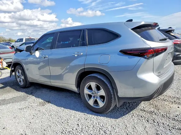 5TDKDRAH3SS557443 2025 TOYOTA HIGHLANDER - Image 2