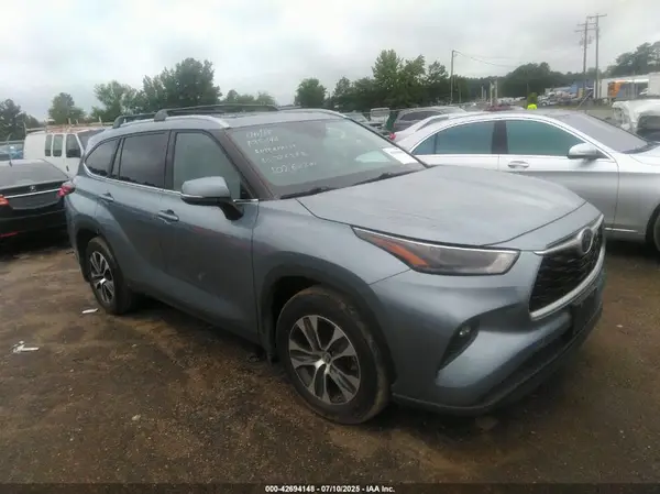5TDKDRAH4PS026582 2023 TOYOTA HIGHLANDER - Image 1