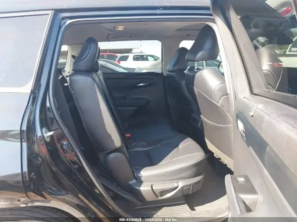 5TDKDRAH4PS034861 2023 TOYOTA HIGHLANDER - Image 8