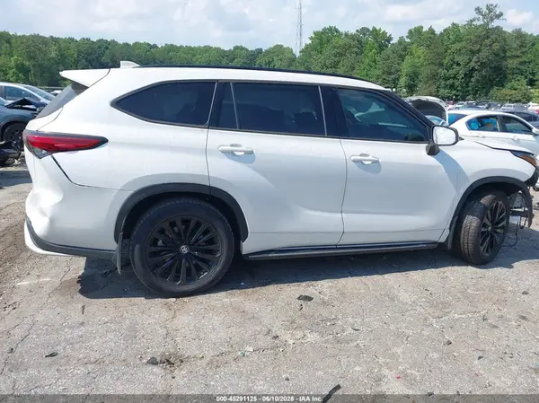 5TDKDRAH4PS521638 2023 TOYOTA HIGHLANDER - Image 8
