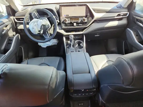5TDKDRAH4PS526807 2023 TOYOTA HIGHLANDER - Image 8
