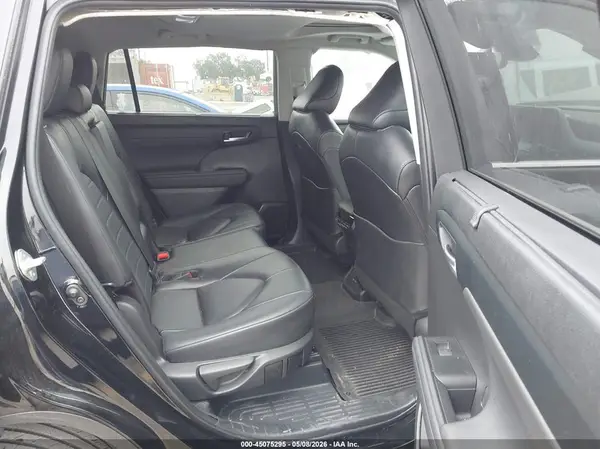 5TDKDRAH4RS051307 2024 TOYOTA HIGHLANDER - Image 8