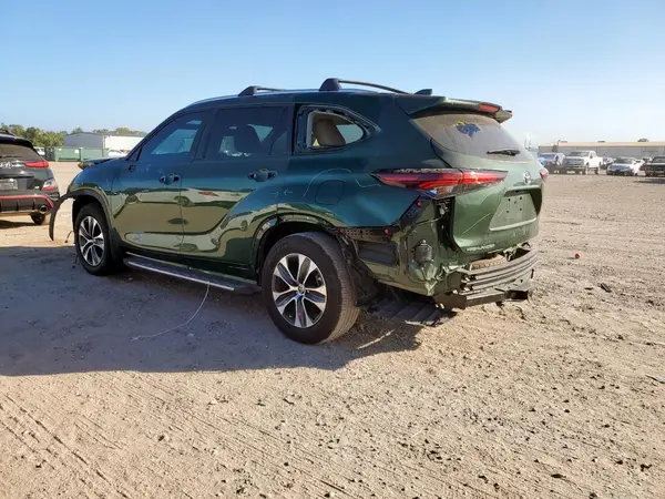 5TDKDRAH4RS529130 2024 TOYOTA HIGHLANDER - Image 2