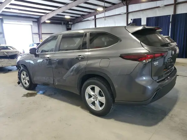 5TDKDRAH4RS529743 2024 TOYOTA HIGHLANDER - Image 2