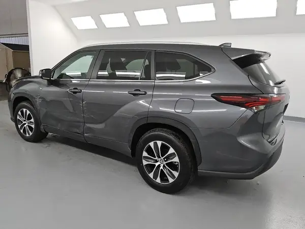 5TDKDRAH4SS551568 2025 TOYOTA HIGHLANDER - Image 2