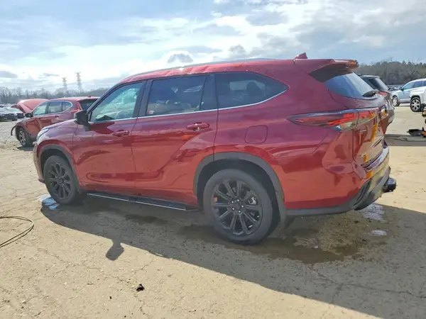 5TDKDRAH4SS556141 2025 TOYOTA HIGHLANDER - Image 2