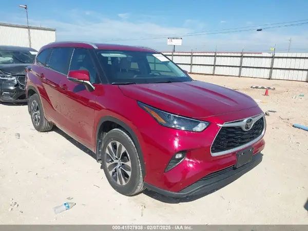 5TDKDRAH5PS031581 2023 TOYOTA HIGHLANDER - Image 1