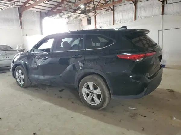 5TDKDRAH5PS042242 2023 TOYOTA HIGHLANDER - Image 2