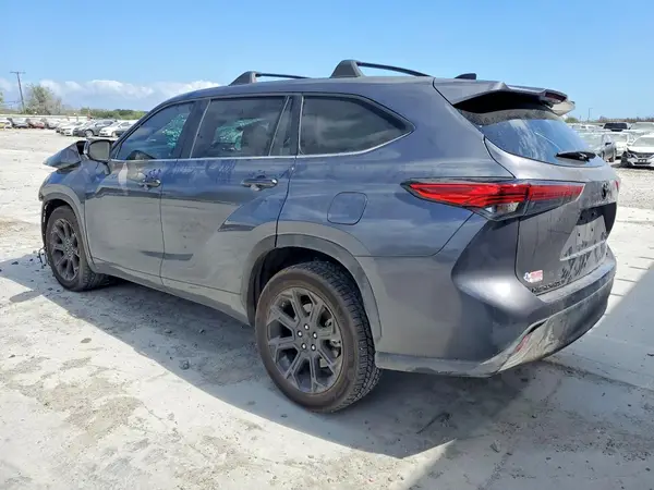 5TDKDRAH5PS046310 2023 TOYOTA HIGHLANDER - Image 2