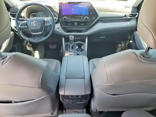 5TDKDRAH5PS512611 2023 TOYOTA HIGHLANDER - Image 8