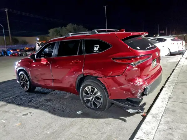 5TDKDRAH5PS513094 2023 TOYOTA HIGHLANDER - Image 2