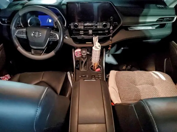 5TDKDRAH5PS513094 2023 TOYOTA HIGHLANDER - Image 8