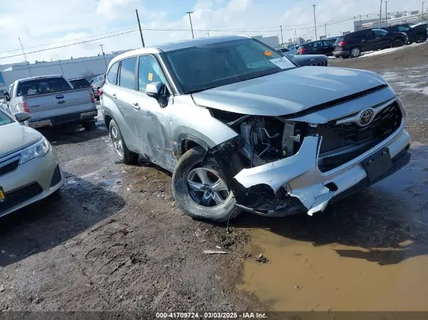 5TDKDRAH5PS514469 2023 TOYOTA HIGHLANDER - Image 1