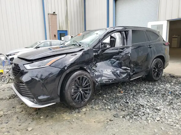 5TDKDRAH5RS536524 2024 TOYOTA HIGHLANDER - Image 1