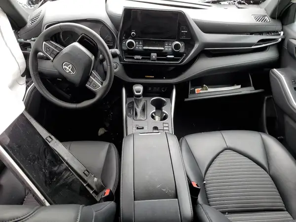 5TDKDRAH5RS536524 2024 TOYOTA HIGHLANDER - Image 8