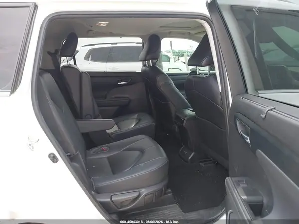 5TDKDRAH6PS000341 2023 TOYOTA HIGHLANDER - Image 8