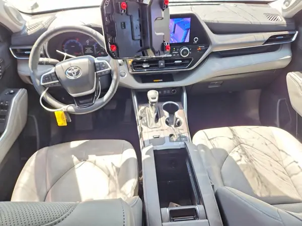 5TDKDRAH6PS007368 2023 TOYOTA HIGHLANDER - Image 8
