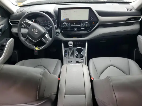 5TDKDRAH6PS020931 2023 TOYOTA HIGHLANDER - Image 8