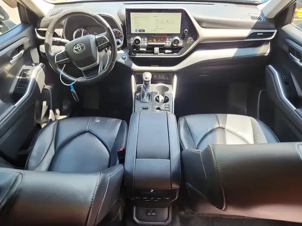 5TDKDRAH6PS028222 2023 TOYOTA HIGHLANDER - Image 8