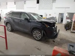 5TDKDRAH6PS043660 2023 TOYOTA HIGHLANDER