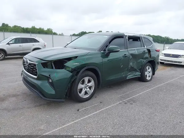 5TDKDRAH6PS505392 2023 TOYOTA HIGHLANDER - Image 2
