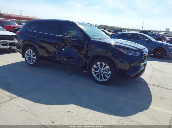 5TDKDRAH6RS532644 2024 TOYOTA HIGHLANDER - Image 1