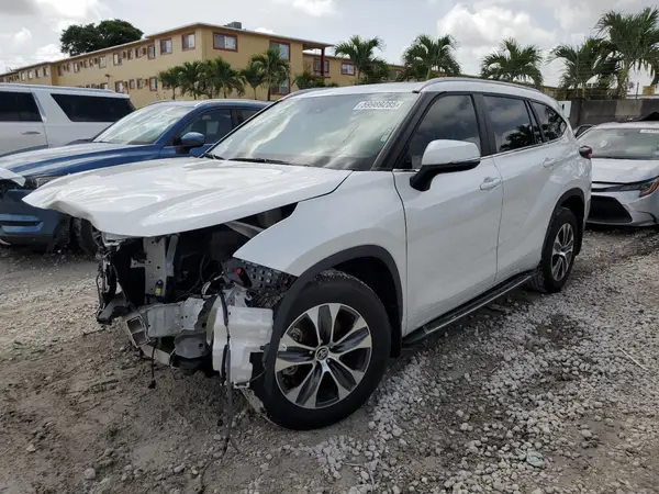 5TDKDRAH6RS534720 2024 TOYOTA HIGHLANDER - Image 1